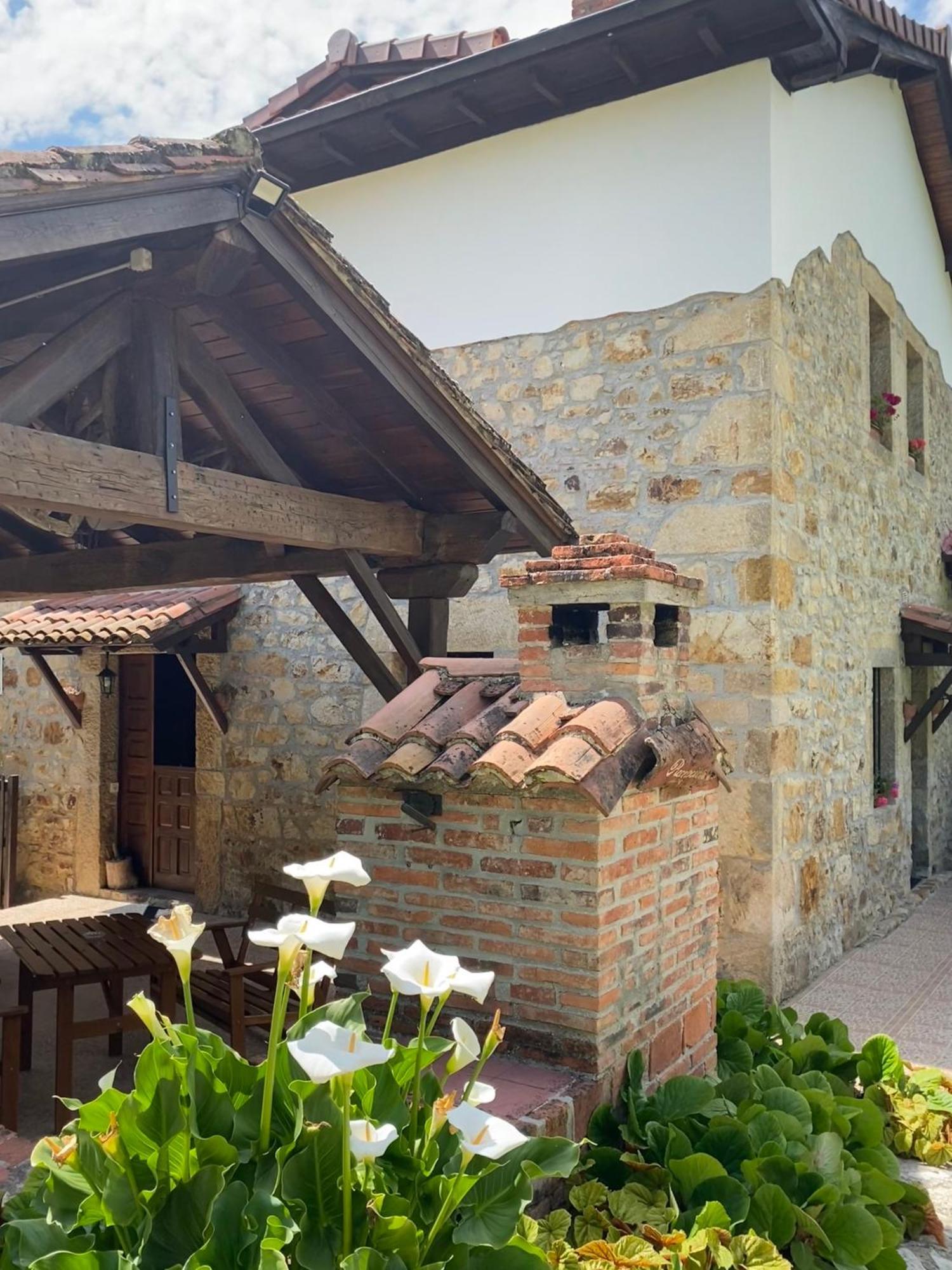 Apartamentos Rurales La Caviana Кангас-де-Онис Экстерьер фото